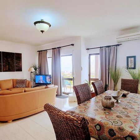 Apartmento Praia Da Dona Ana Lagos Buitenkant foto