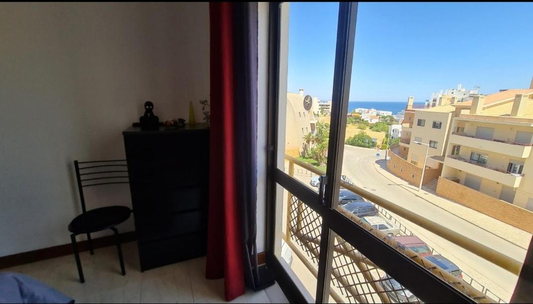 Apartmento Praia Da Dona Ana Lagos Buitenkant foto