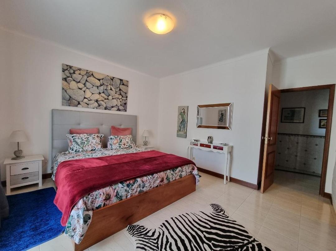 Apartmento Praia Da Dona Ana Lagos Buitenkant foto