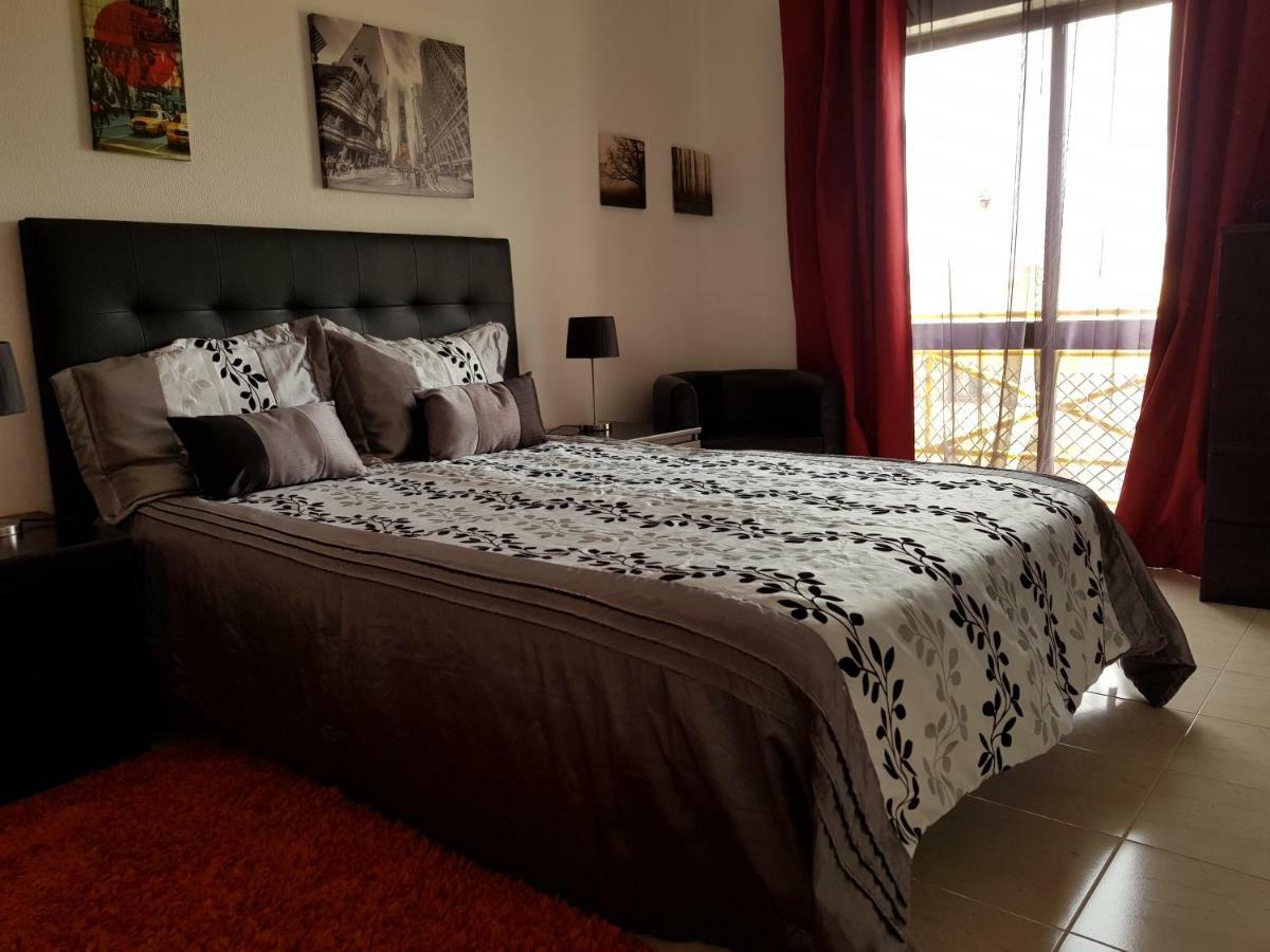 Apartmento Praia Da Dona Ana Lagos Buitenkant foto
